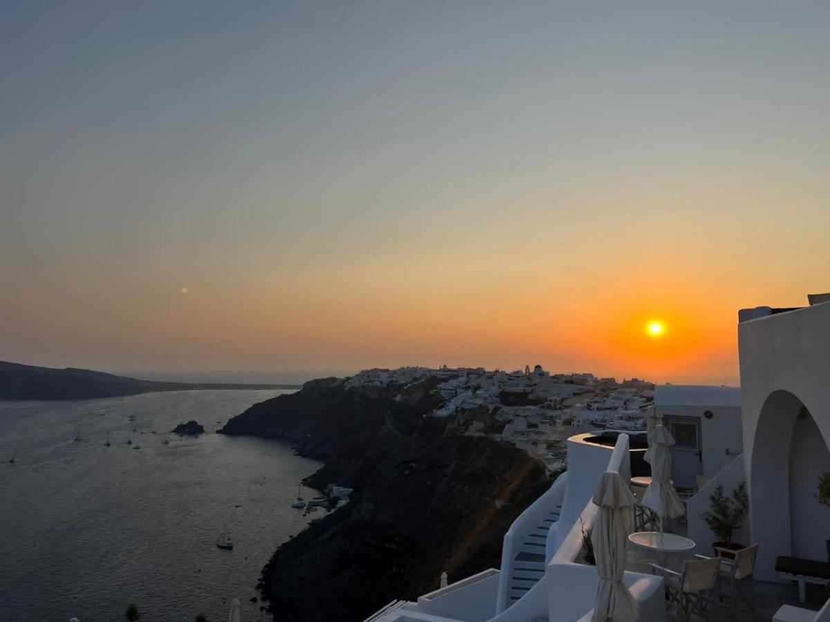 Captain John Villas Oia - Caldera & Sunset View Екстер'єр фото